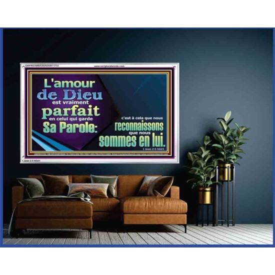 L'amour de Dieu est vraiment parfait en celui qui garde Sa Parole. Art mural avec grand cadre en acrylique et écritures (GWFREAMBASSADOR11733) 