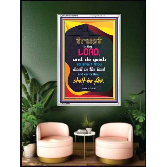 TRUST IN THE LORD   Bible Verses Framed Art   (GWAMBASSADOR4779)   