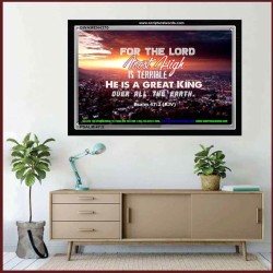 A GREAT KING   Christian Quotes Framed   (GWAMEN4370)   "33X25"