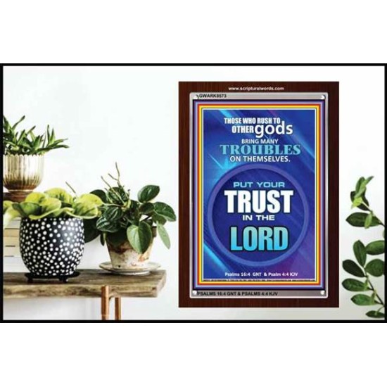 TRUST IN THE LORD   Framed Bible Verse   (GWARK8573)   