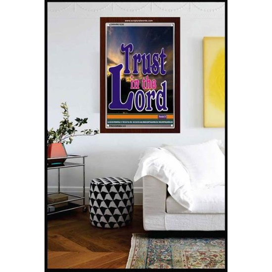 TRUST IN THE LORD   Christian Artwork Acrylic Glass Frame   (GWARK1030)   