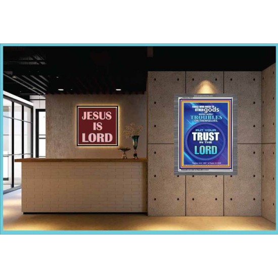 TRUST IN THE LORD   Framed Bible Verse   (GWEXALT8573)   