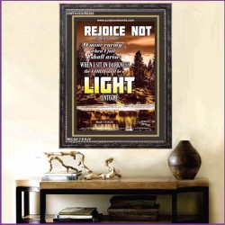 A LIGHT   Scripture Art Acrylic Glass Frame   (GWFAVOUR6385)   