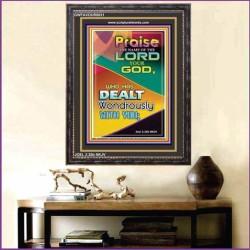 PRAISE THE NAME OF THE LORD   Inspirational Bible Verse Frame   (GWFAVOUR8031)   