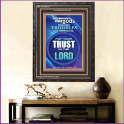 TRUST IN THE LORD   Framed Bible Verse   (GWFAVOUR8573)   "33x45"