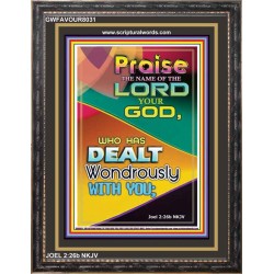 PRAISE THE NAME OF THE LORD   Inspirational Bible Verse Frame   (GWFAVOUR8031)   