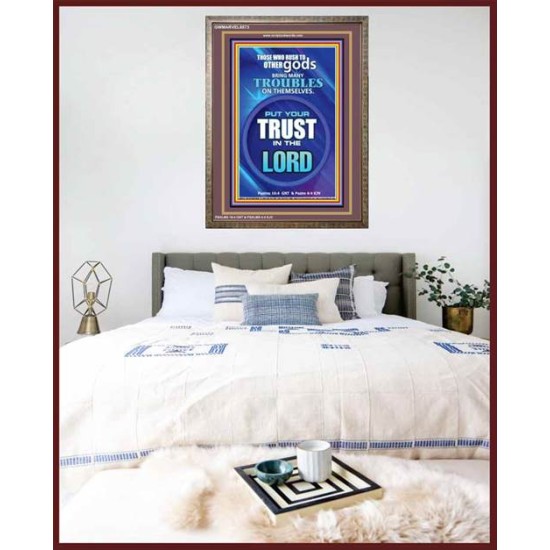 TRUST IN THE LORD   Framed Bible Verse   (GWMARVEL8573)   