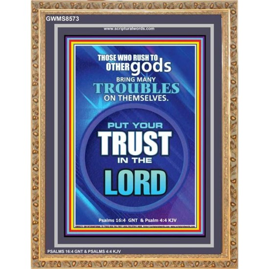 TRUST IN THE LORD   Framed Bible Verse   (GWMS8573)   