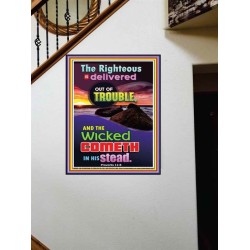 THE RIGHTEOUS IS DELIVERED   Encouraging Bible Verse Frame   (GWOVERCOMER8085)   