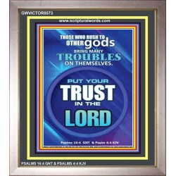 TRUST IN THE LORD   Framed Bible Verse   (GWVICTOR8573)   "14x16"