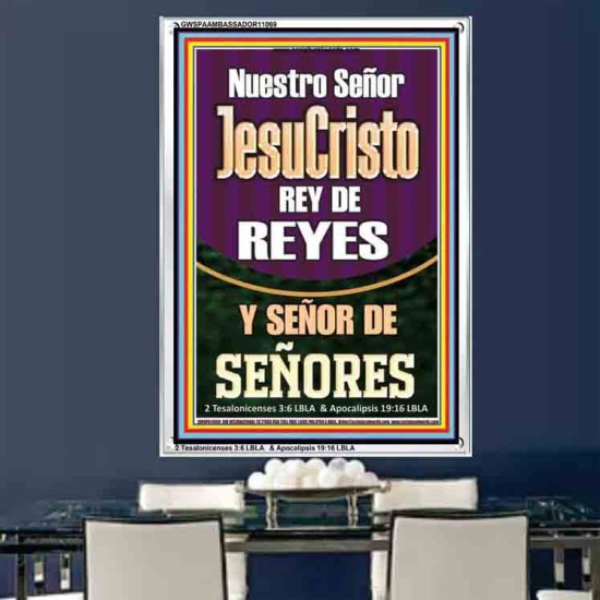 Nuestro Señor JesuCristo REY DE REYES Y SEÑOR DE SEÑORES   Carteles con marco de madera de las Escrituras   (GWSPAAMBASSADOR11069)   