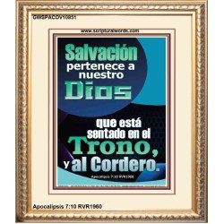 Salvation to our God who sits on the Throne   Marco de madera de las Escrituras   (GWSPACOV10851)   