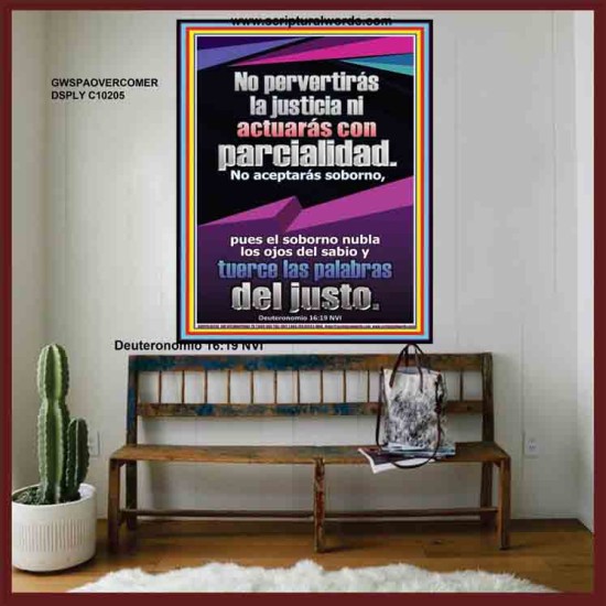 No perviertas la justicia   Decoración de pared de pasillo enmarcada   (GWSPAOVERCOMER10205)   