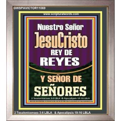 Nuestro Señor JesuCristo REY DE REYES Y SEÑOR DE SEÑORES   Carteles con marco de madera de las Escrituras   (GWSPAVICTOR11069)   